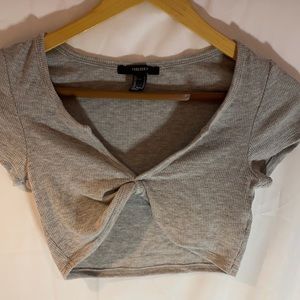Gray tied knot cropped t-shirt